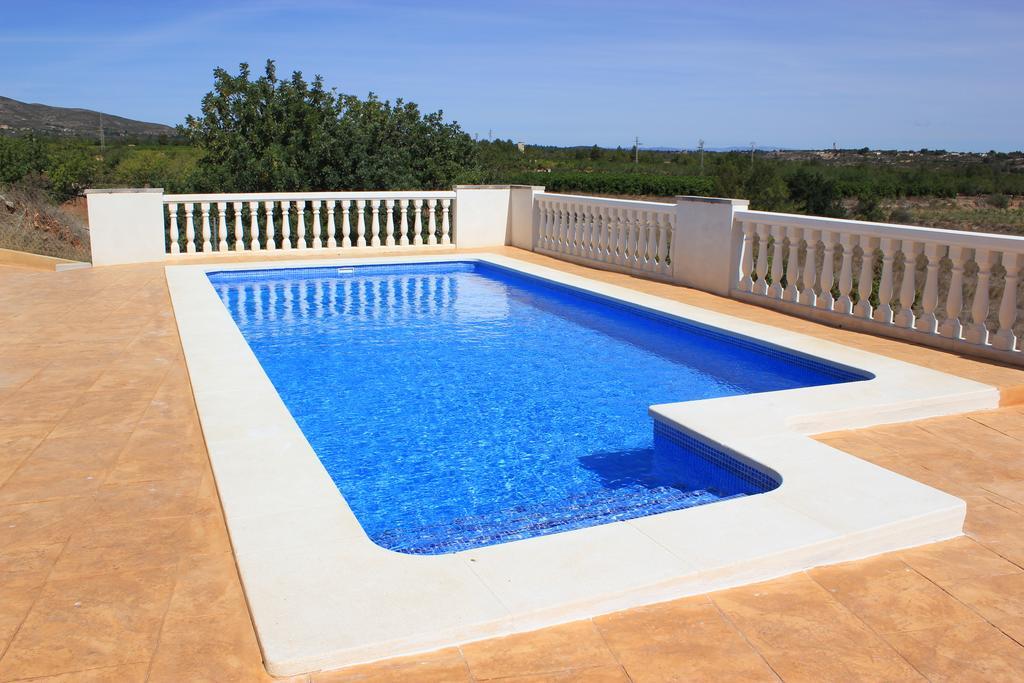 Villa Sierra De *